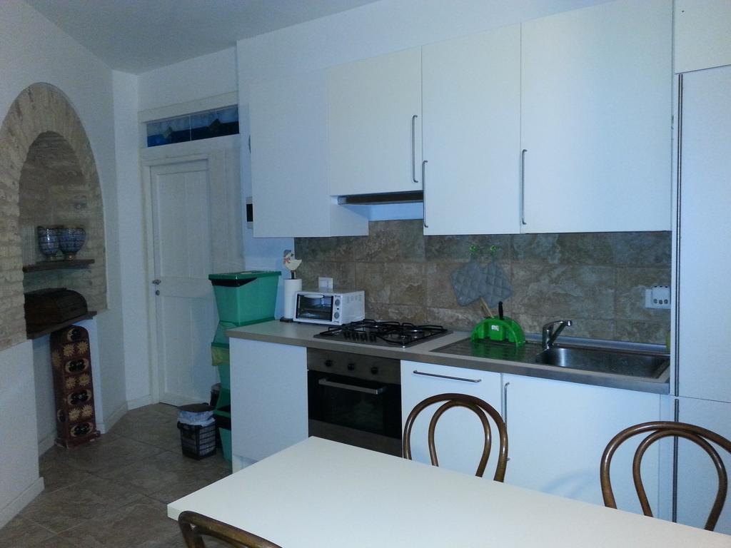 La Cueva Apartment Ancona Room photo